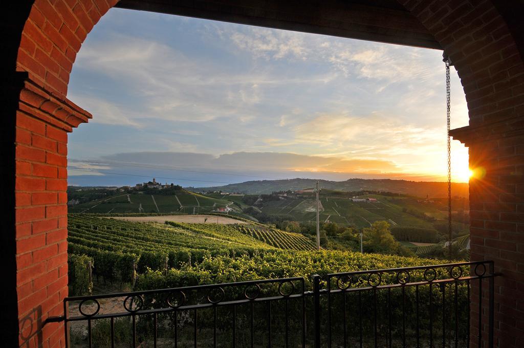 Hotel Tota Virginia Antico Podere Serralunga d'Alba Exteriér fotografie